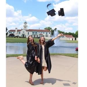 Meet your Posher, Collette